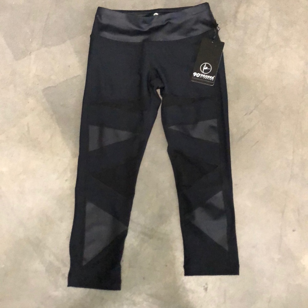 90 Degrees by Reflex Capri Yoga Pant Size S